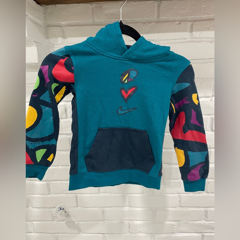 Nike Boy's Club PLS Pullover‎ Hoodie Boys' Size Small
